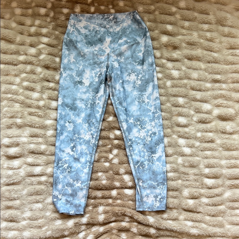 Evolution and Creation Cloudy Blue Leggings